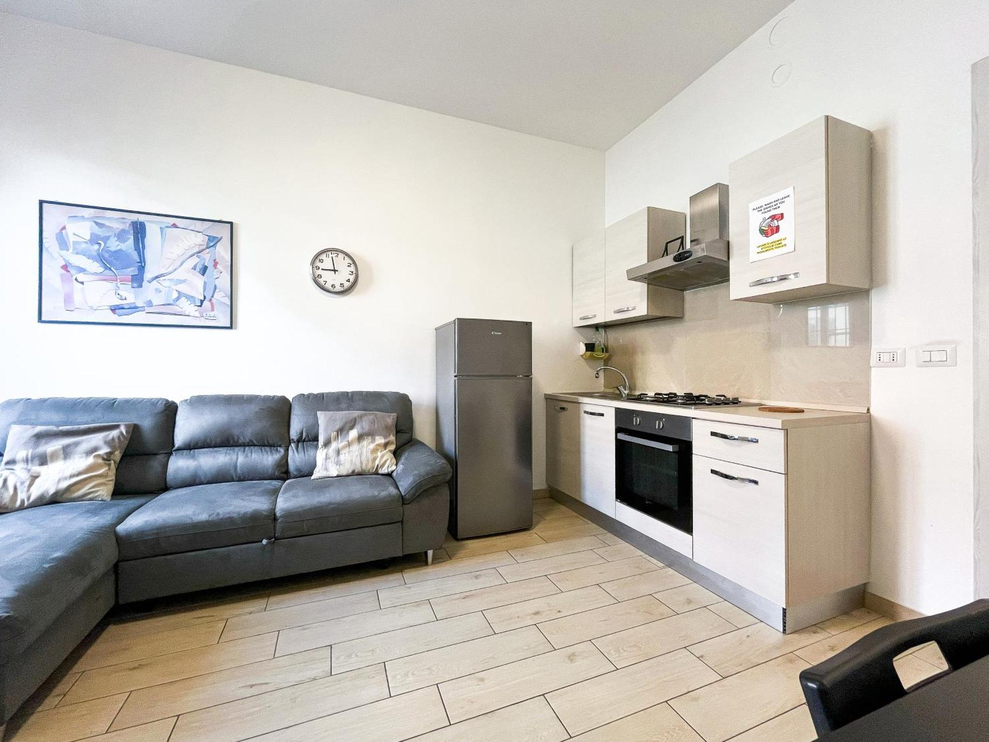 Along The Canal Smart Flat Naviglio - 4 People Corsico Exterior photo