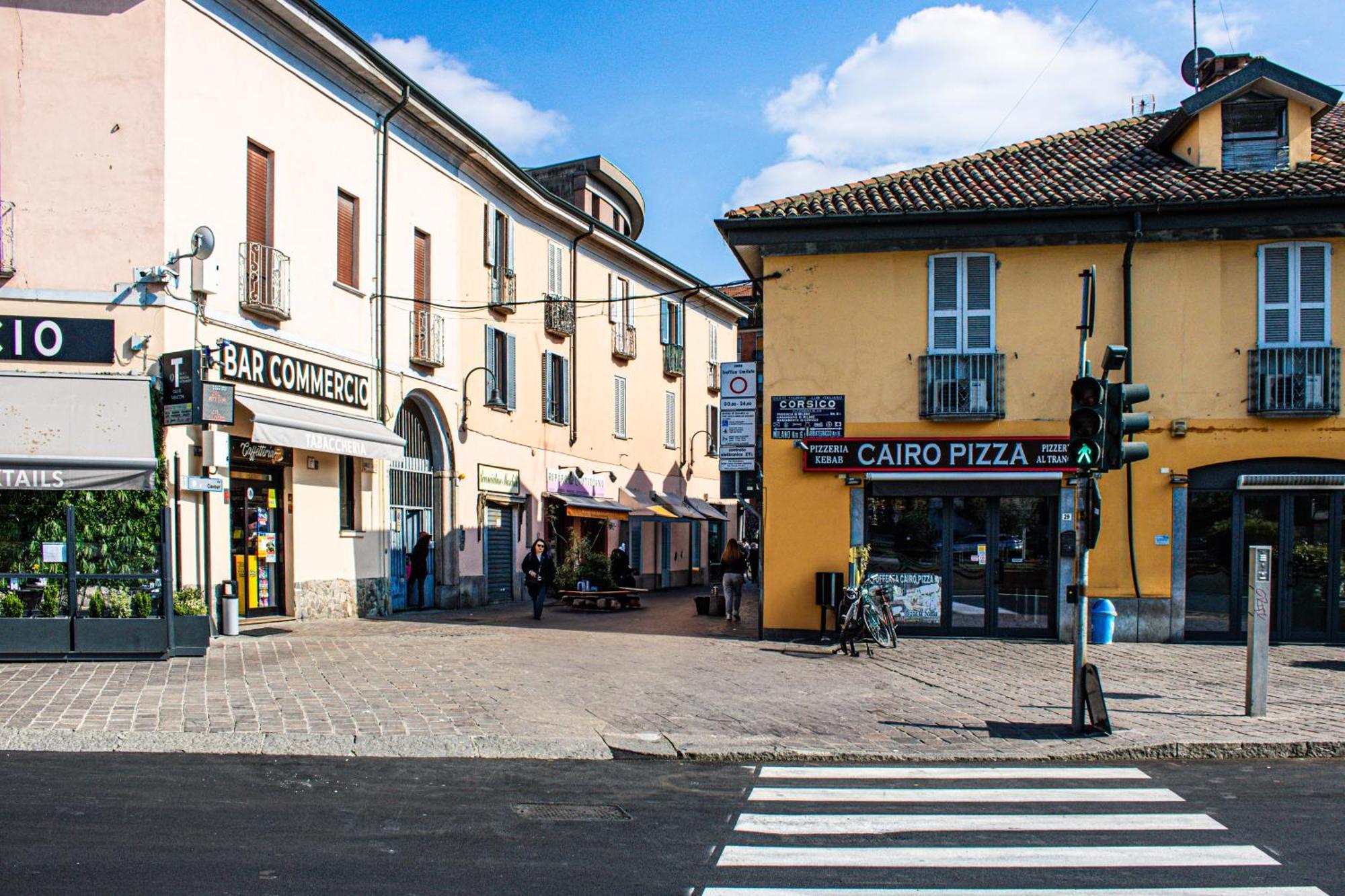 Along The Canal Smart Flat Naviglio - 4 People Corsico Exterior photo